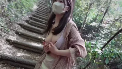 [原创]超美乳美女野外露出！兴奋感超越紧张！~